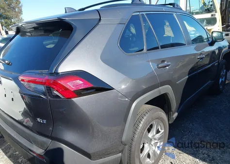 2023 Toyota Rav4 Xle из США, поврежденный, VIN 2T3W1RFV0PC231017